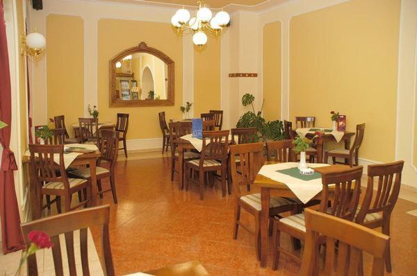 Hotel Astoria ซาตูมาเร ภายนอก รูปภาพ